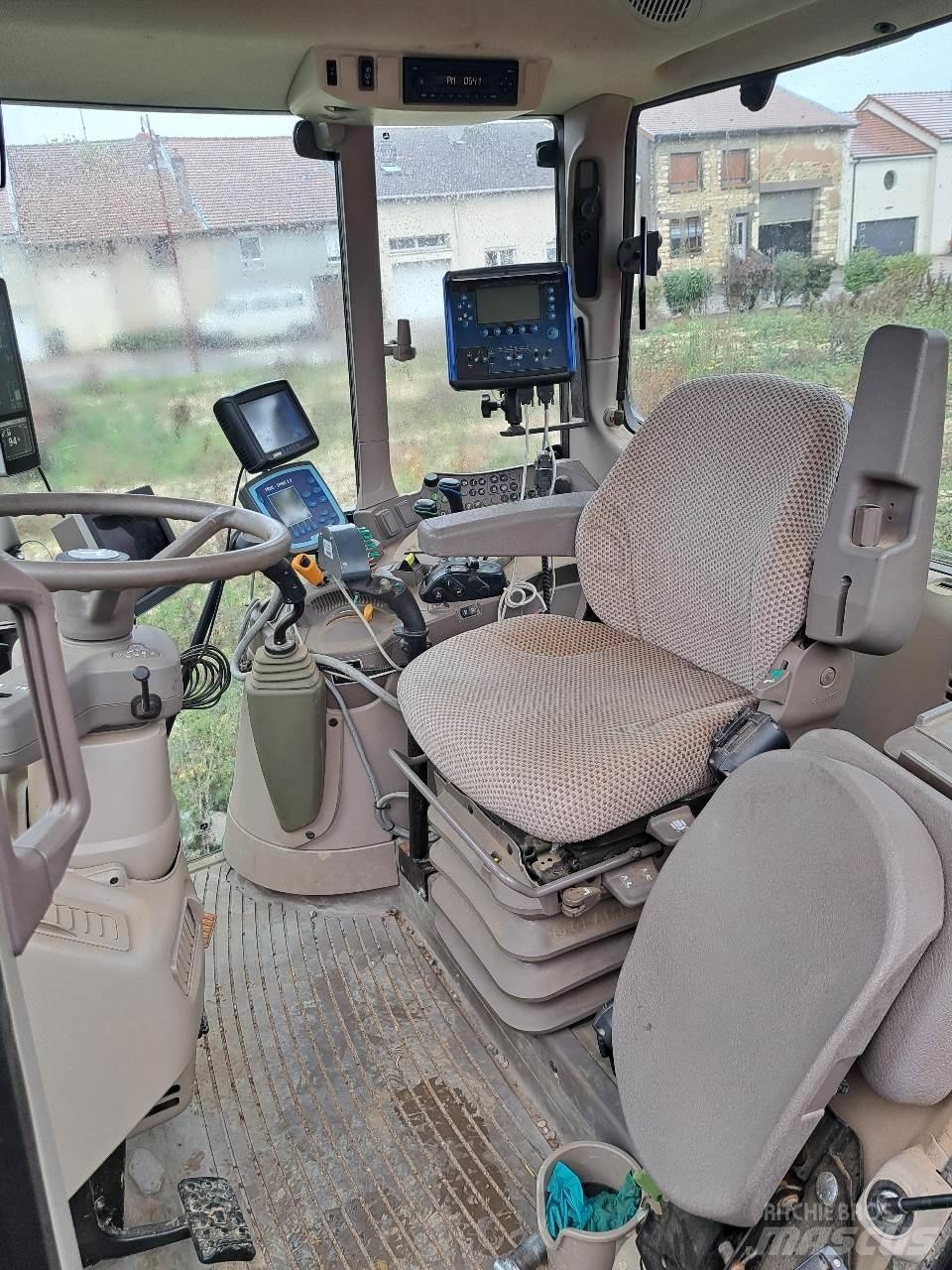 John Deere 6120M Трактори