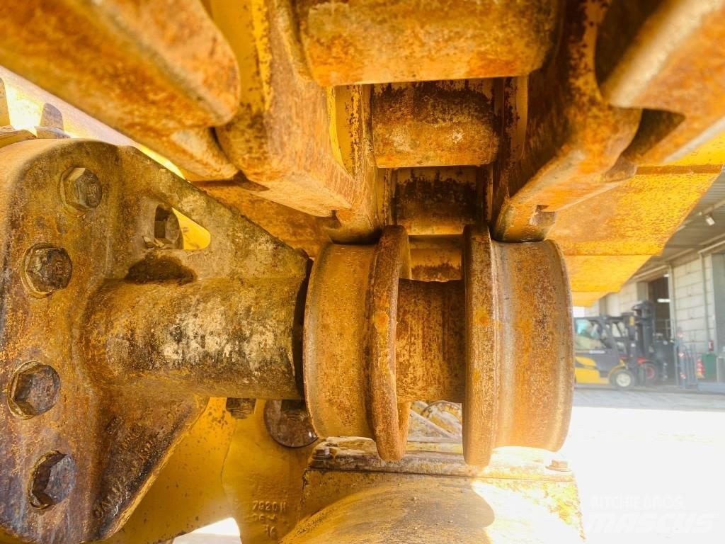 CAT 973 C Гусеничні вантажники