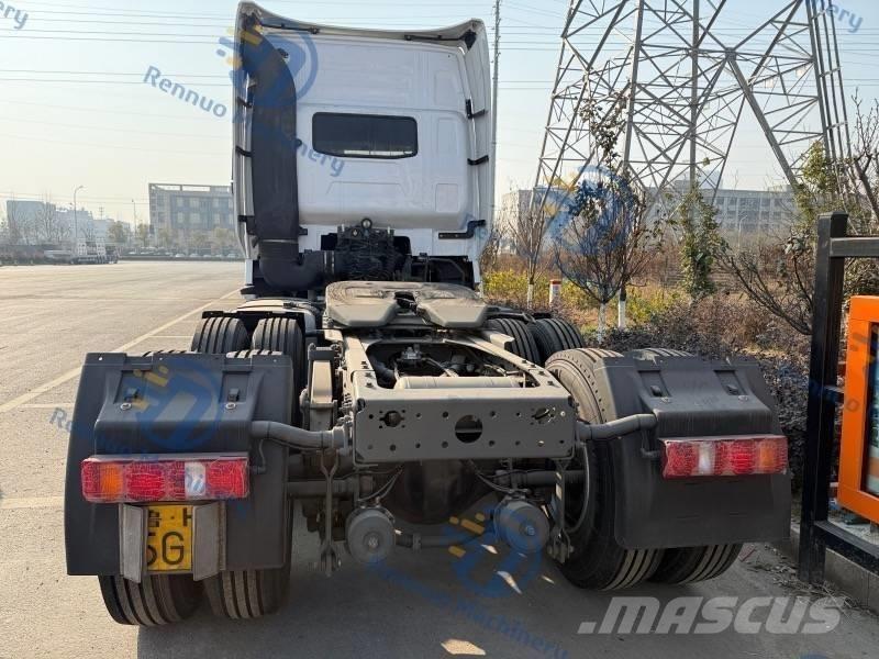 Howo Tractor 420 Тягачі