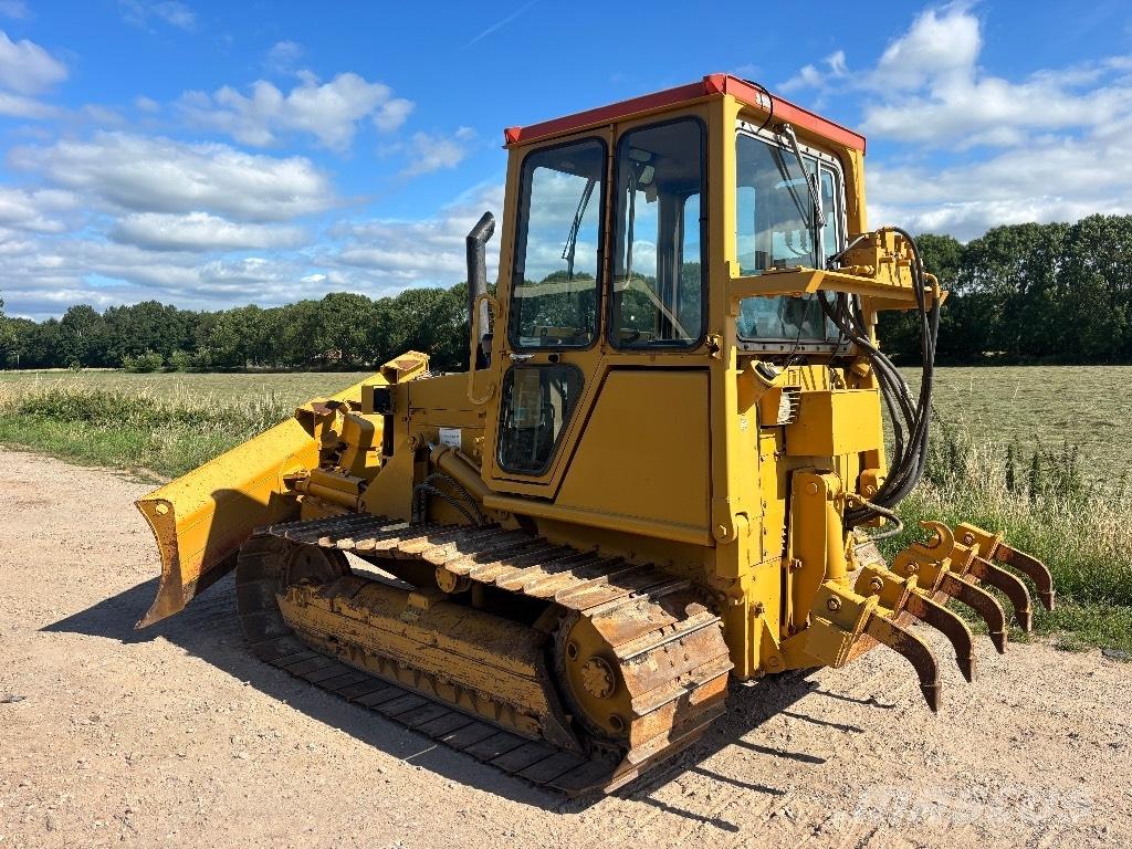 CAT D 4 C Гусеничні бульдозери