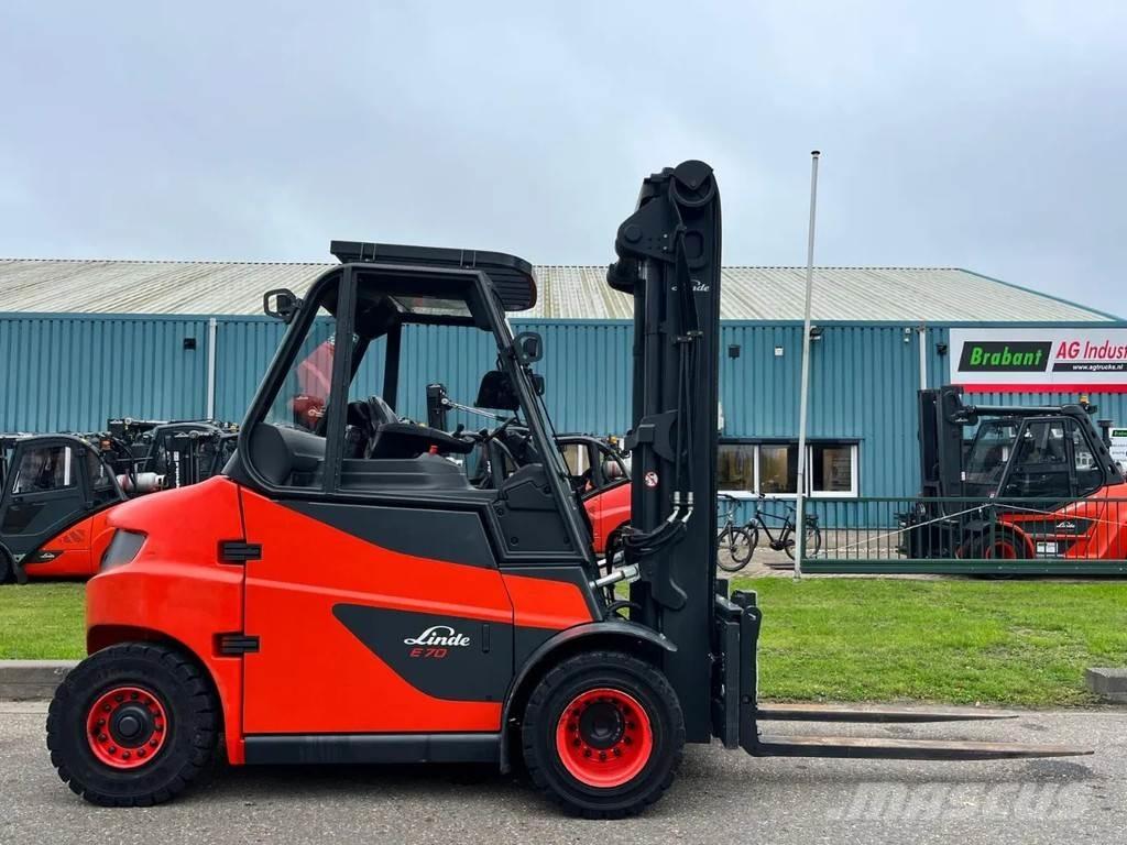 Linde E70-01 Електронавантажувачі