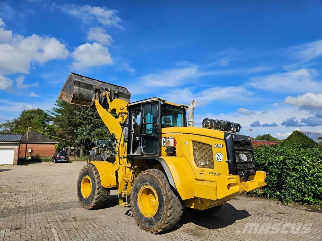 CAT 930 M Фронтальні навантажувачі