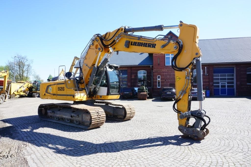 Liebherr R 926 SLC Гусеничні екскаватори