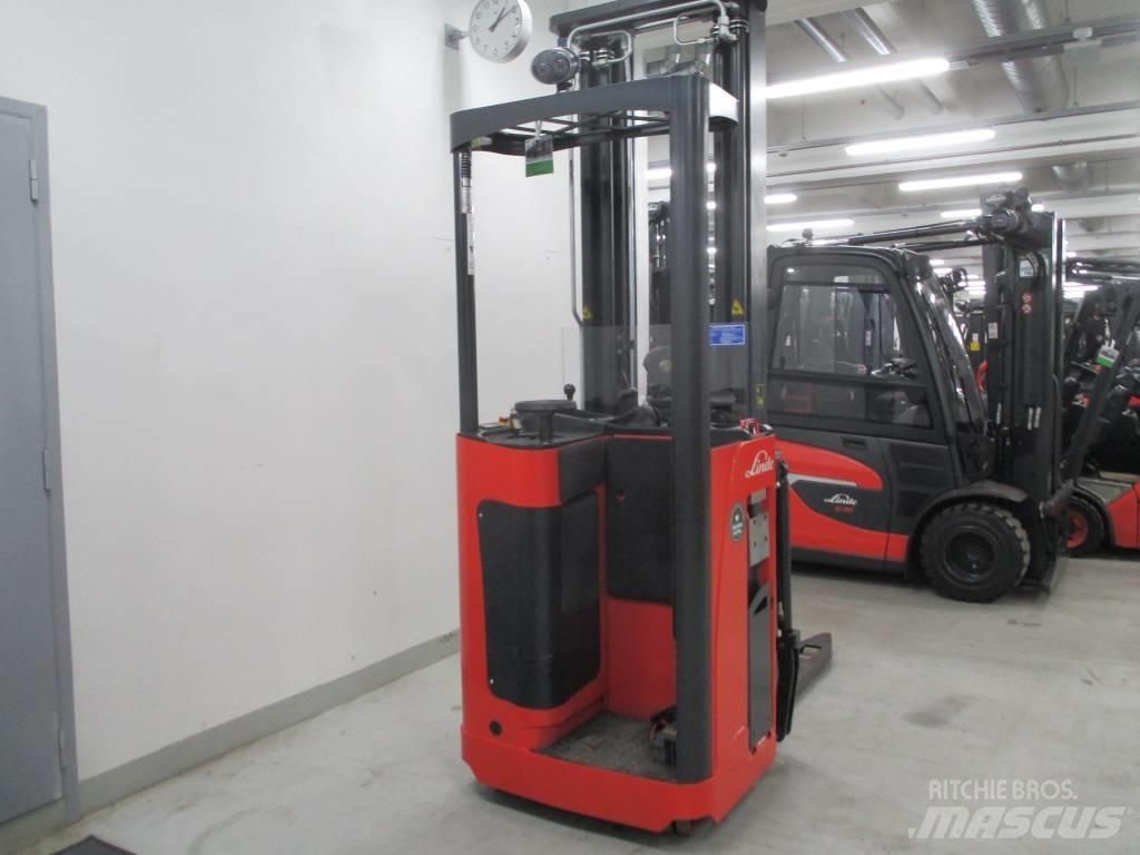 Linde L2000 Самохідні електроштабелери