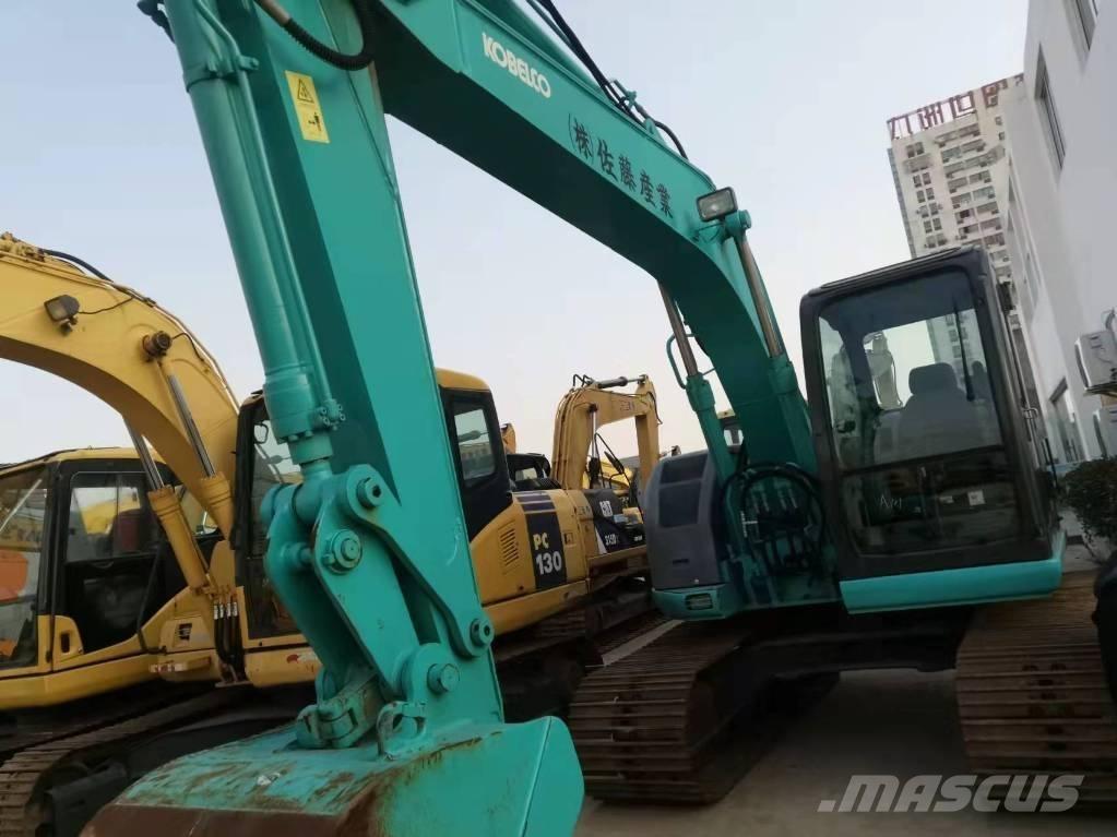Kobelco SK 135 Гусеничні екскаватори