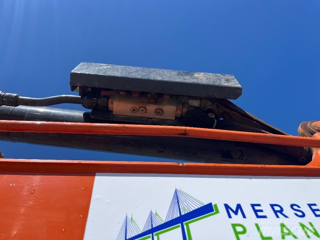 Hitachi ZX33U-6 Міні-екскаватори < 7т