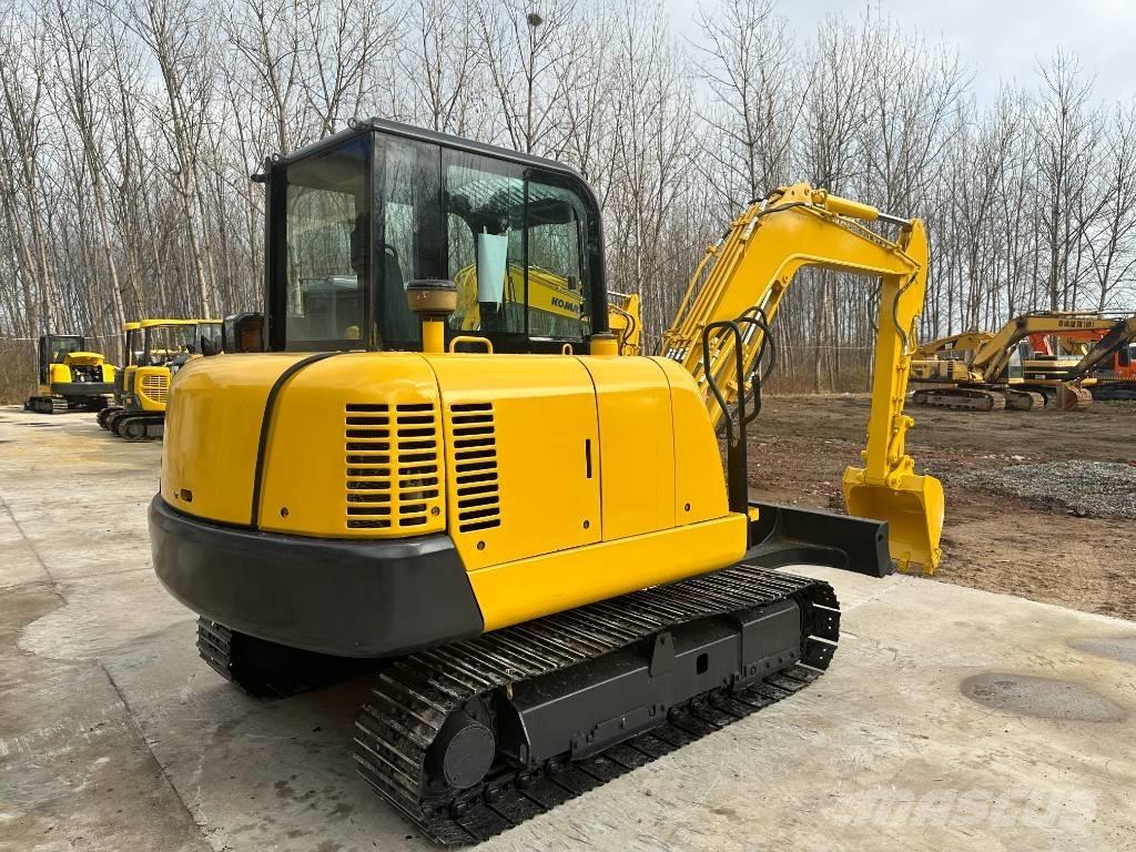 Komatsu PC56-7 Гусеничні екскаватори