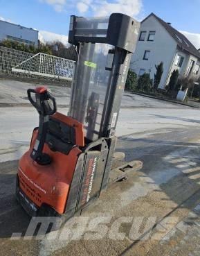 Toyota BT SWE 160 L Ручні штабелери