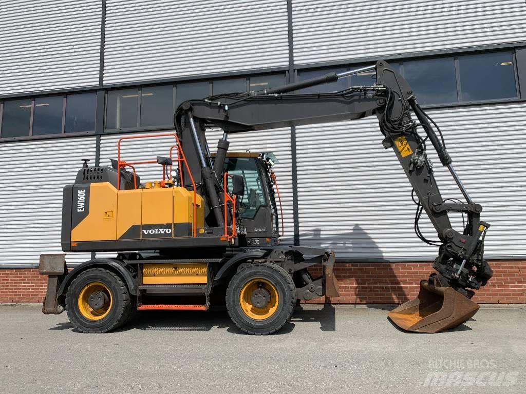 Volvo EW 160 E Колісні екскаватори