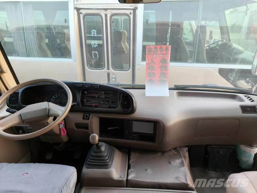 Toyota Coaster Bus Мікроавтобуси
