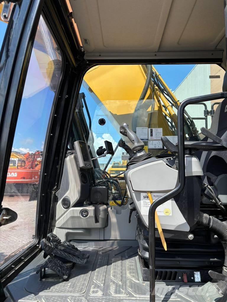 CAT 330FL Гусеничні екскаватори
