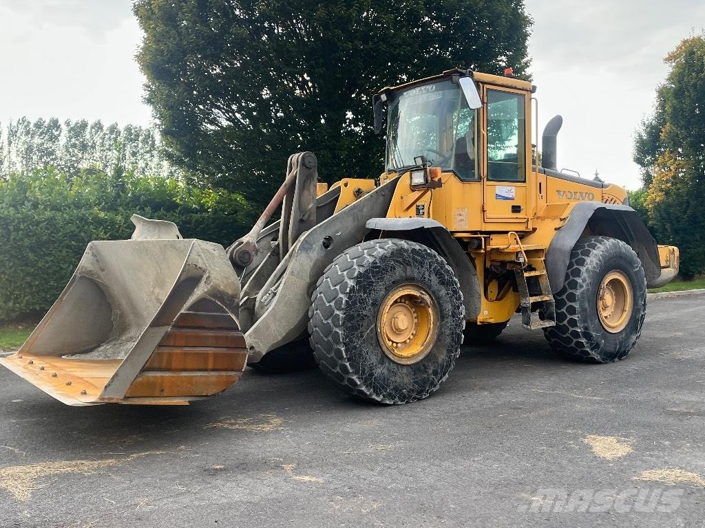 Volvo L120e Фронтальні навантажувачі