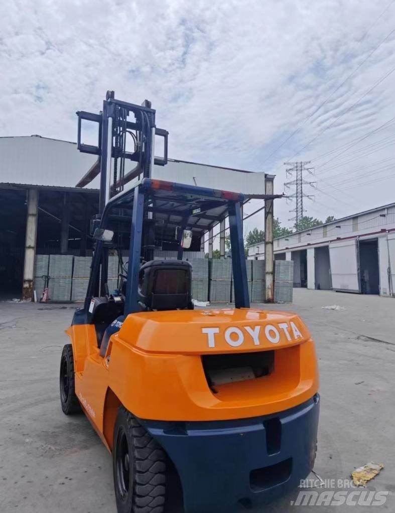 Toyota FD 50 Дизельні навантажувачі