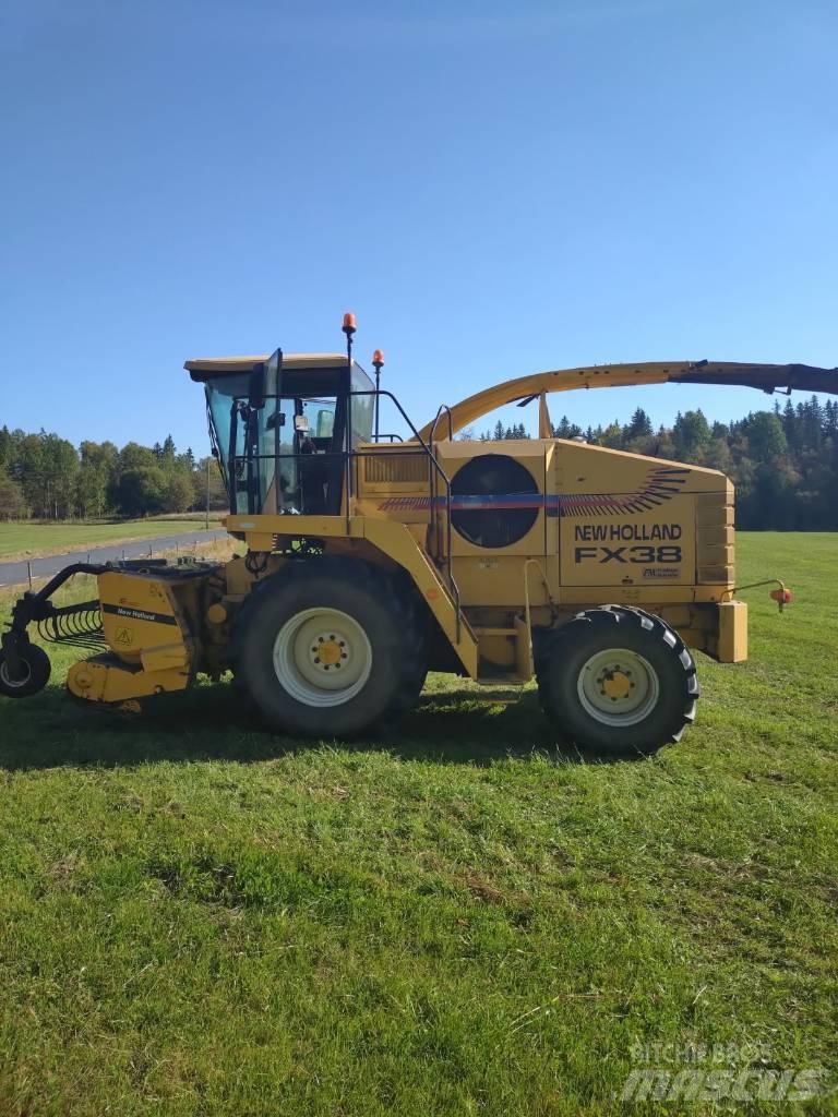 New Holland FX 38 Кормозбиральні комбайни