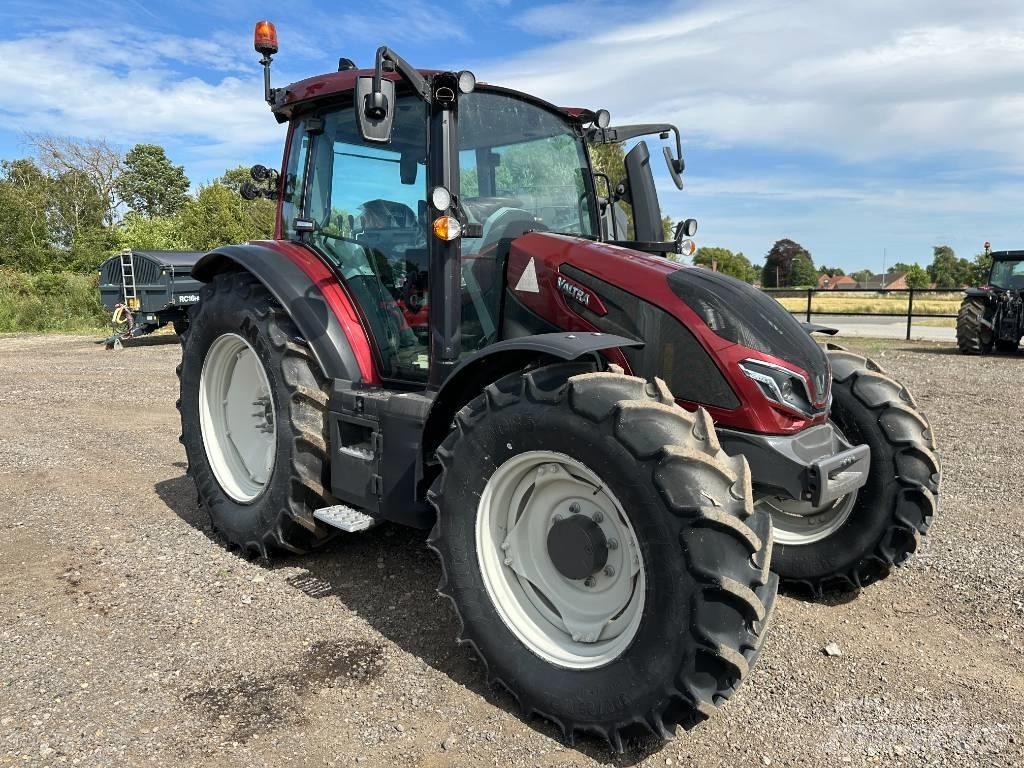 Valtra G 115 Active Трактори