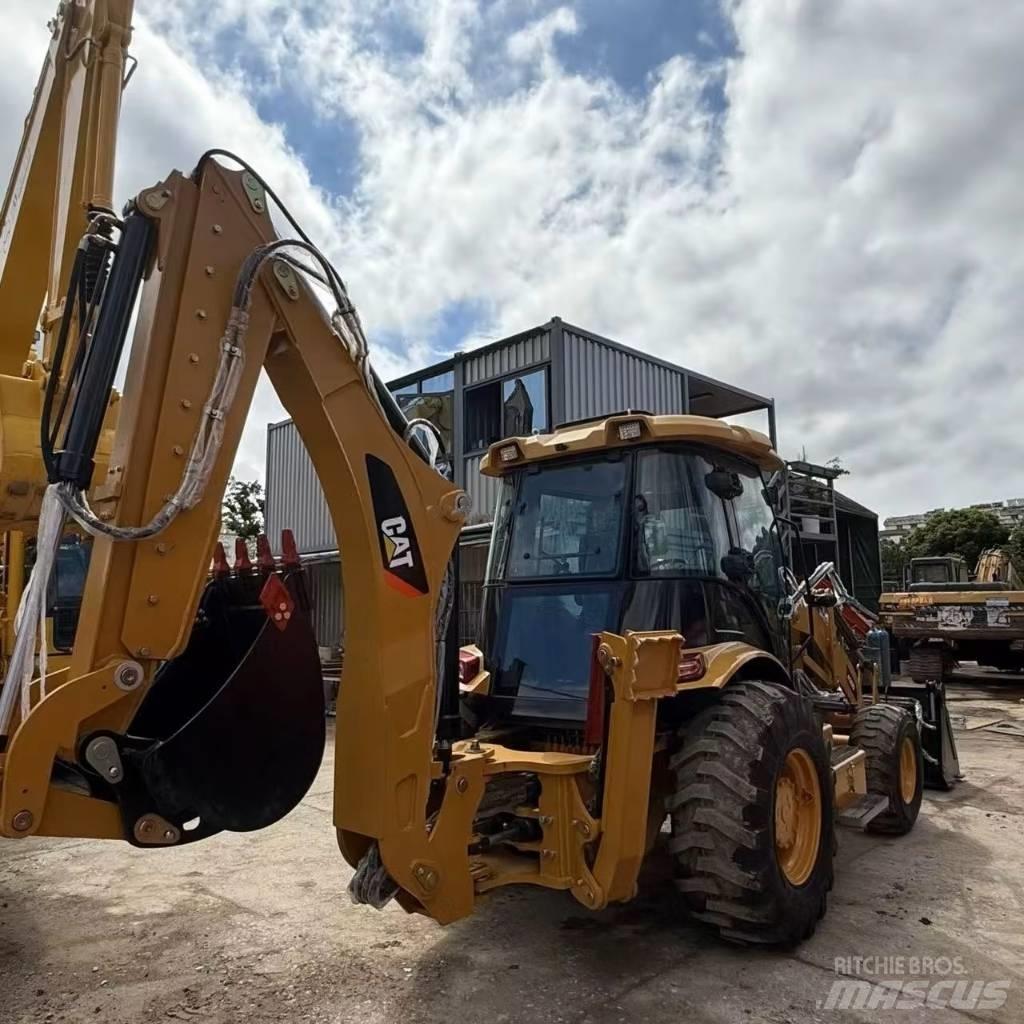 CAT 420 D Екскаватори-навантажувачі