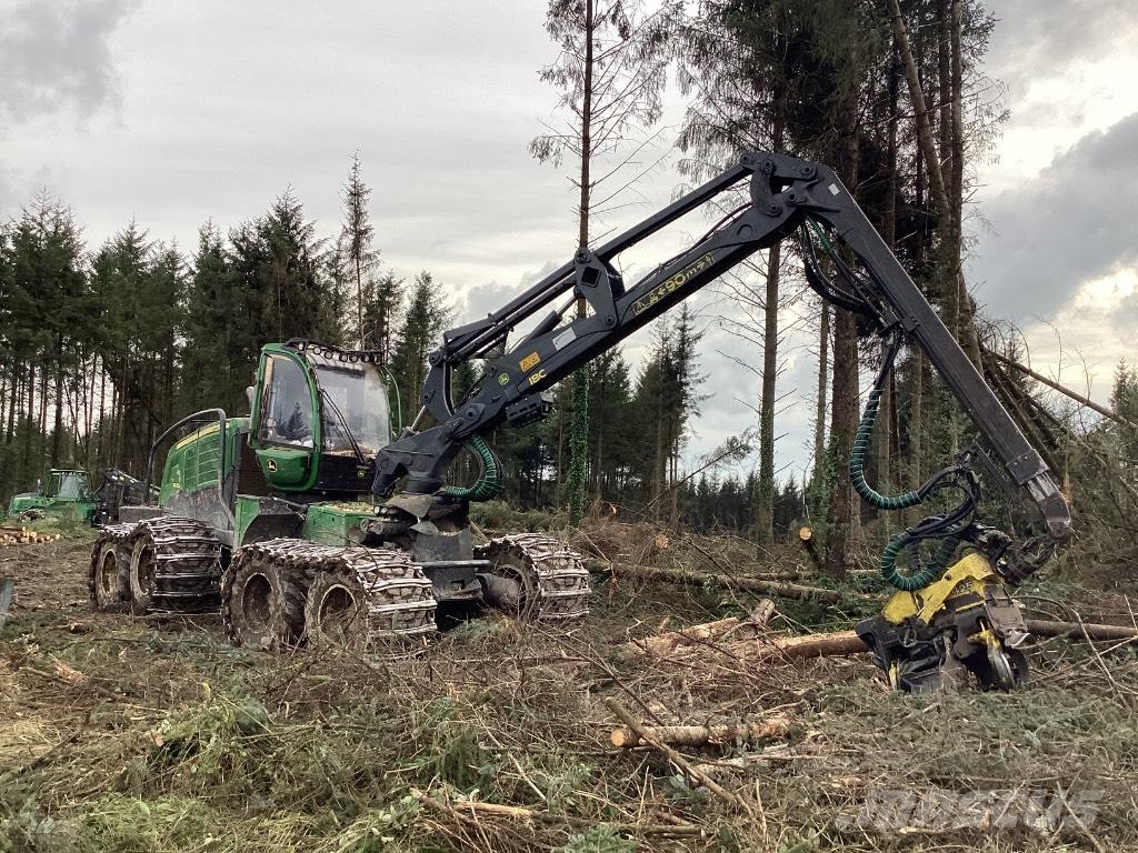 John Deere 1270G Харвестери