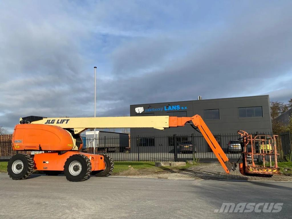 JLG 660SJ Телескопічні підйомники