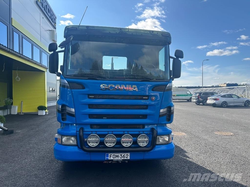 Scania R420 8X4/4 Вантажівки з гаковим підйомом