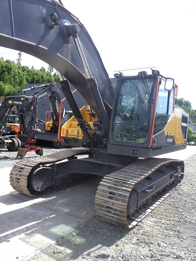 Volvo EC 300 E Гусеничні екскаватори