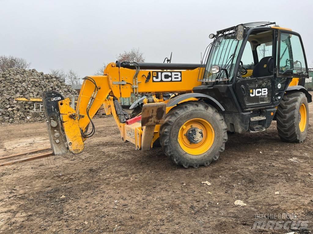 JCB 540-140 Телескопічні навантажувачі