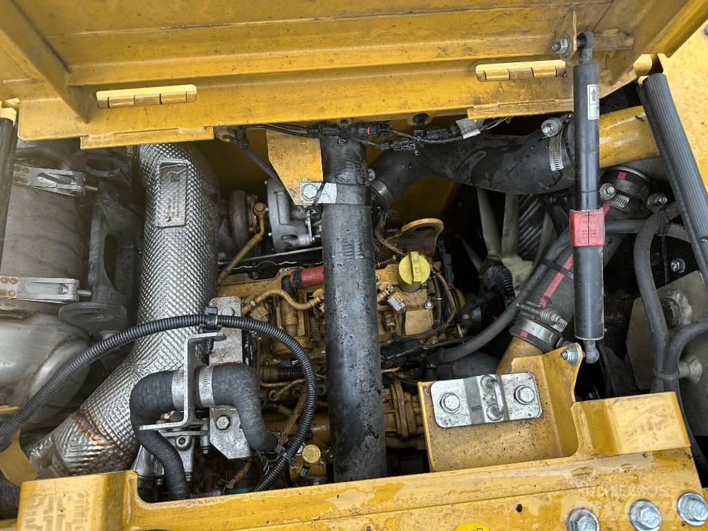 CAT 315 Гусеничні екскаватори