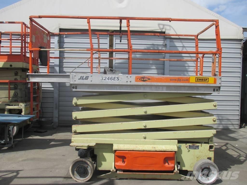 JLG 3246 ES Підйомники-ножиці