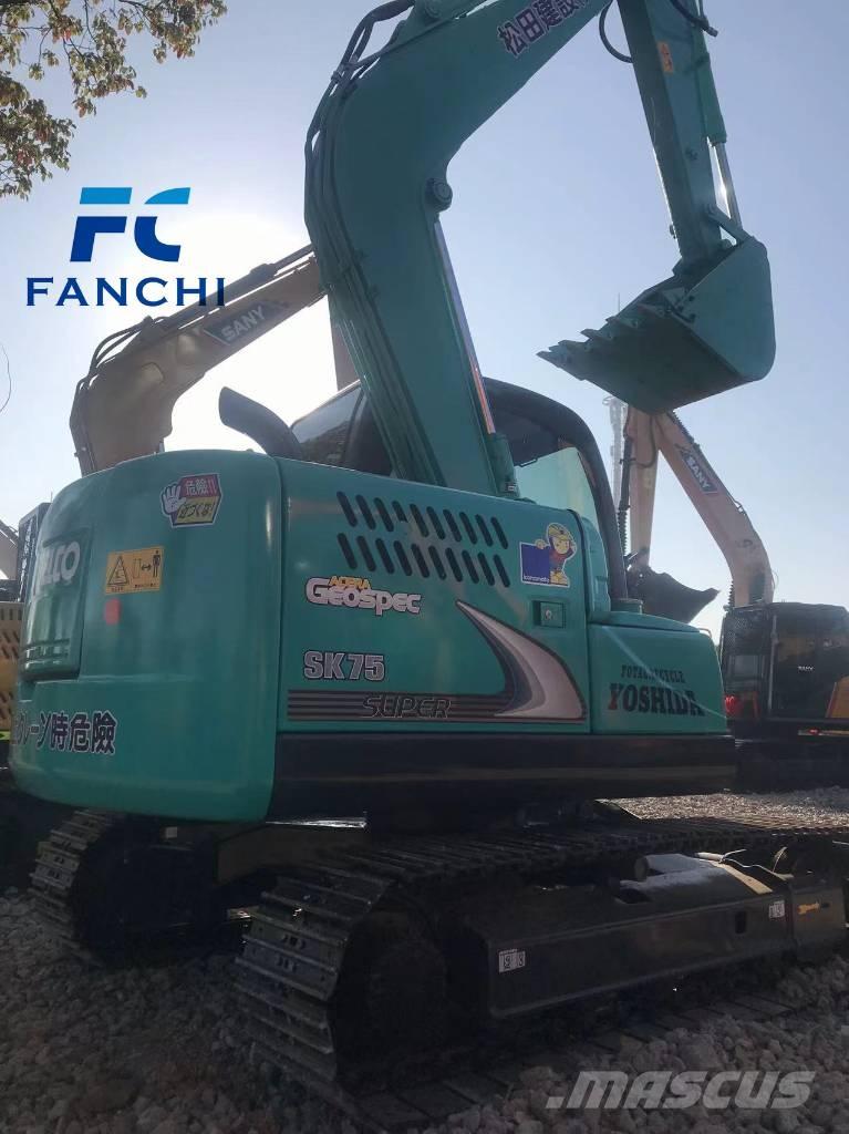 Kobelco SK 75 Гусеничні екскаватори