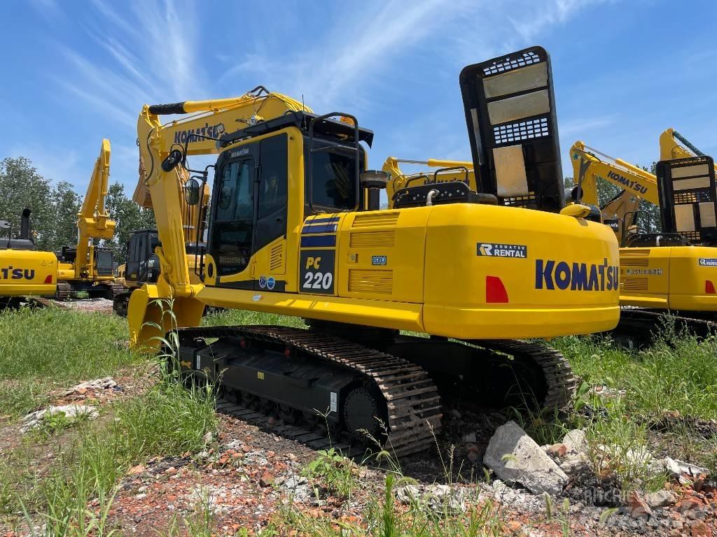 Komatsu PC 220 Гусеничні екскаватори