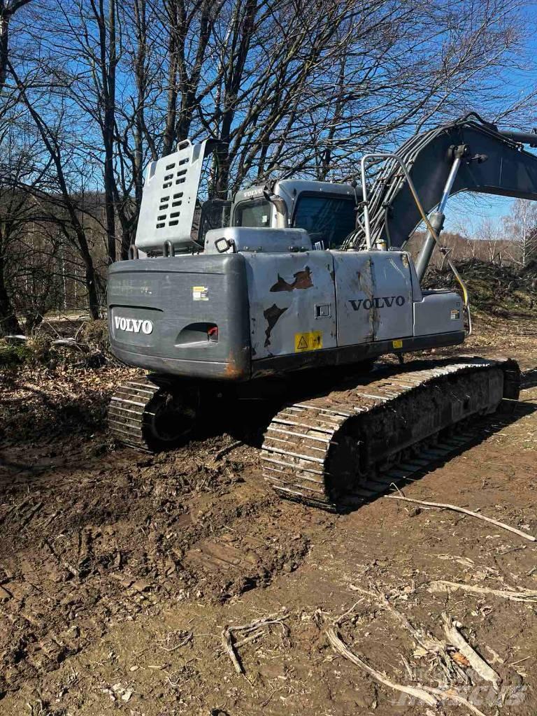 Volvo EC180BLC Гусеничні екскаватори