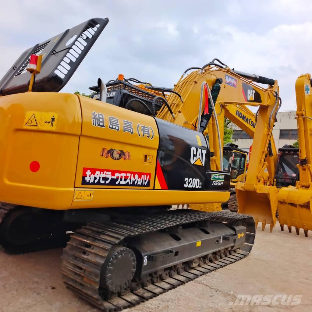 CAT 320 D2L Гусеничні екскаватори