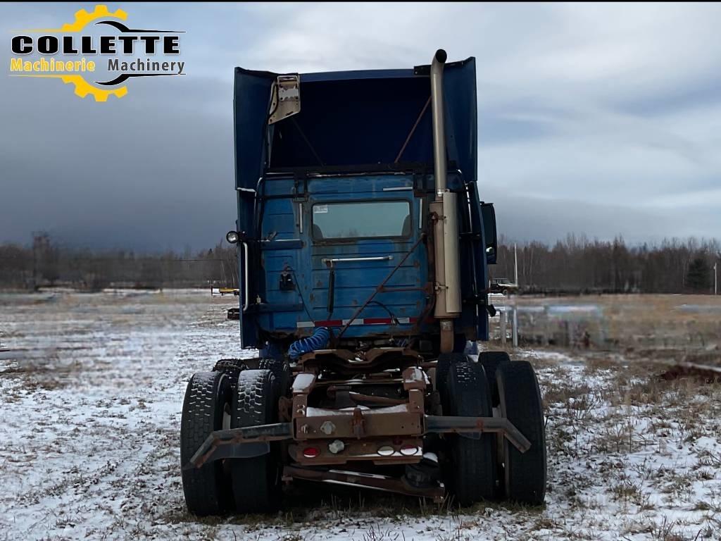 Volvo VNM Тягачі