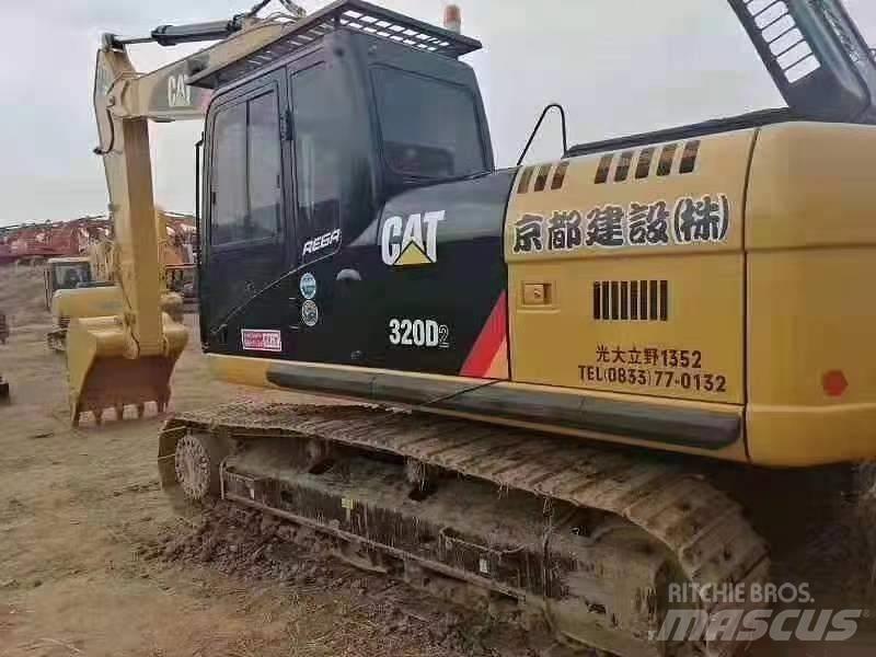 CAT 320 D Гусеничні екскаватори