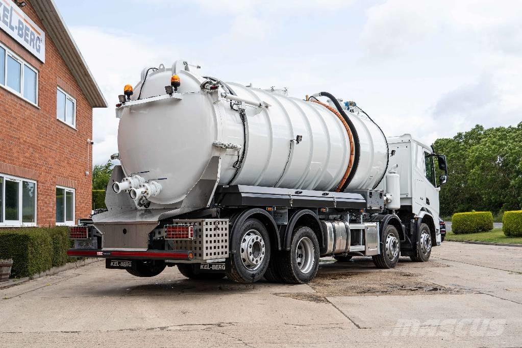 DAF XD 450 FAX 8x2 Вантажівки-цистерни