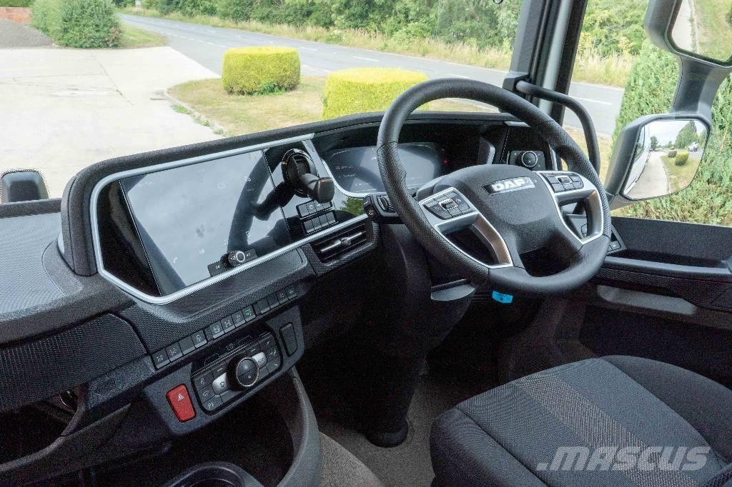 DAF XD 450 FAX 8x2 Вантажівки-цистерни