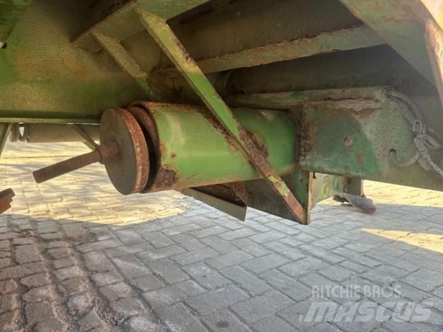 Thomas Aanhangwagen Легкі причепи