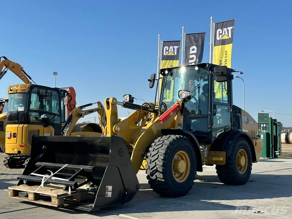 CAT 906 Фронтальні навантажувачі