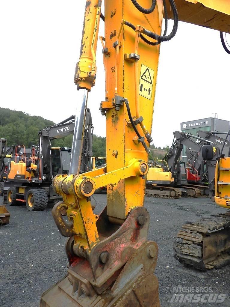 JCB JZ 235 LC Гусеничні екскаватори