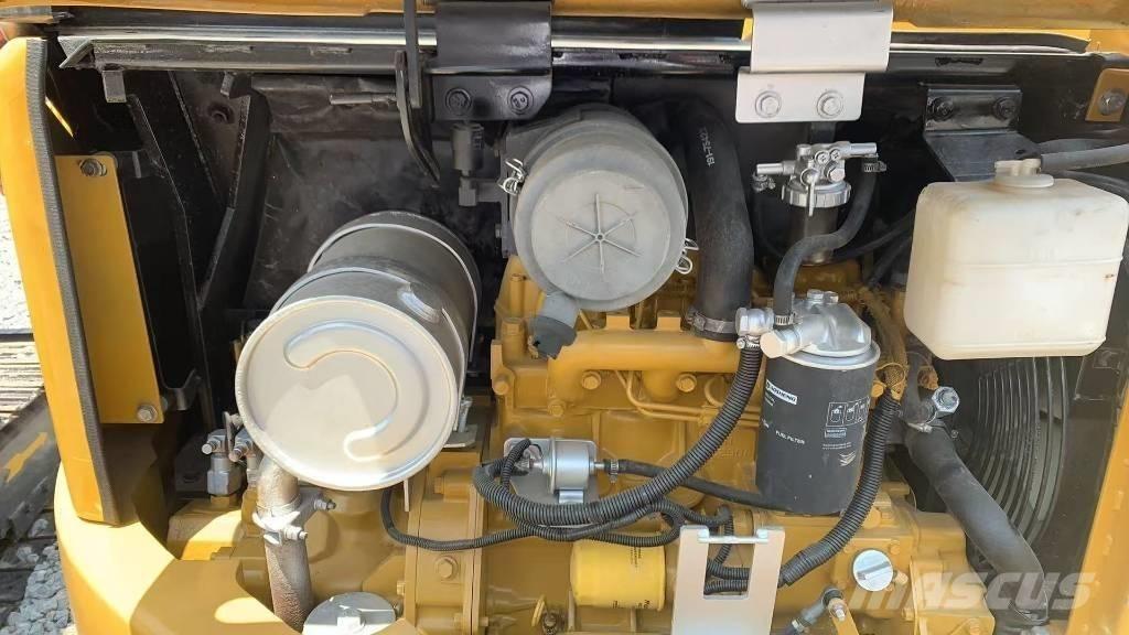 CAT 304 CR Міні-екскаватори < 7т