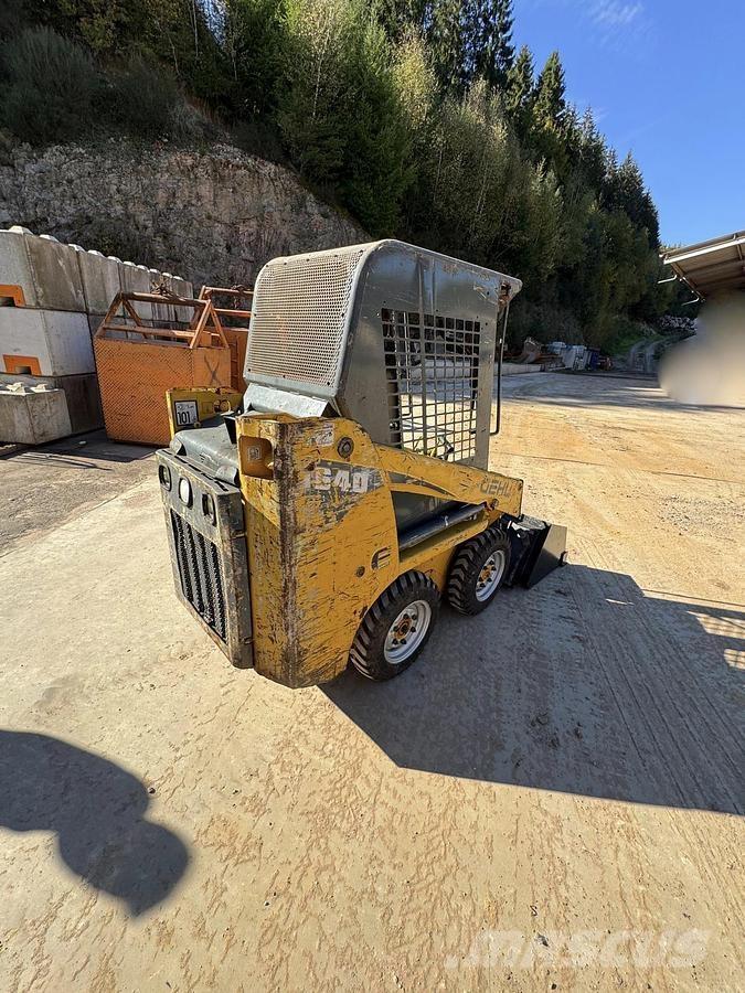 Gehl 1640 Трельовочні трактора