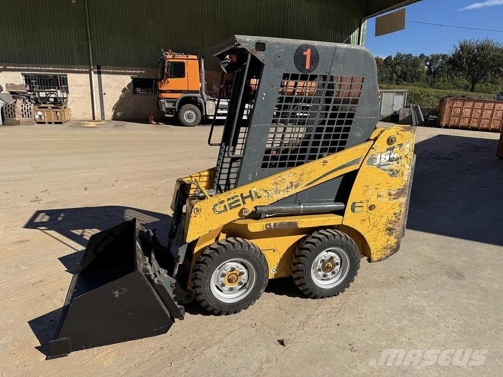 Gehl 1640 Трельовочні трактора