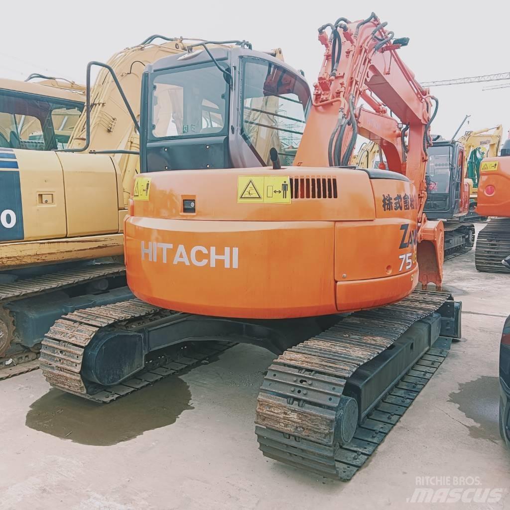 Hitachi ZX 75 US Середні екскаватори 7т. - 12т.