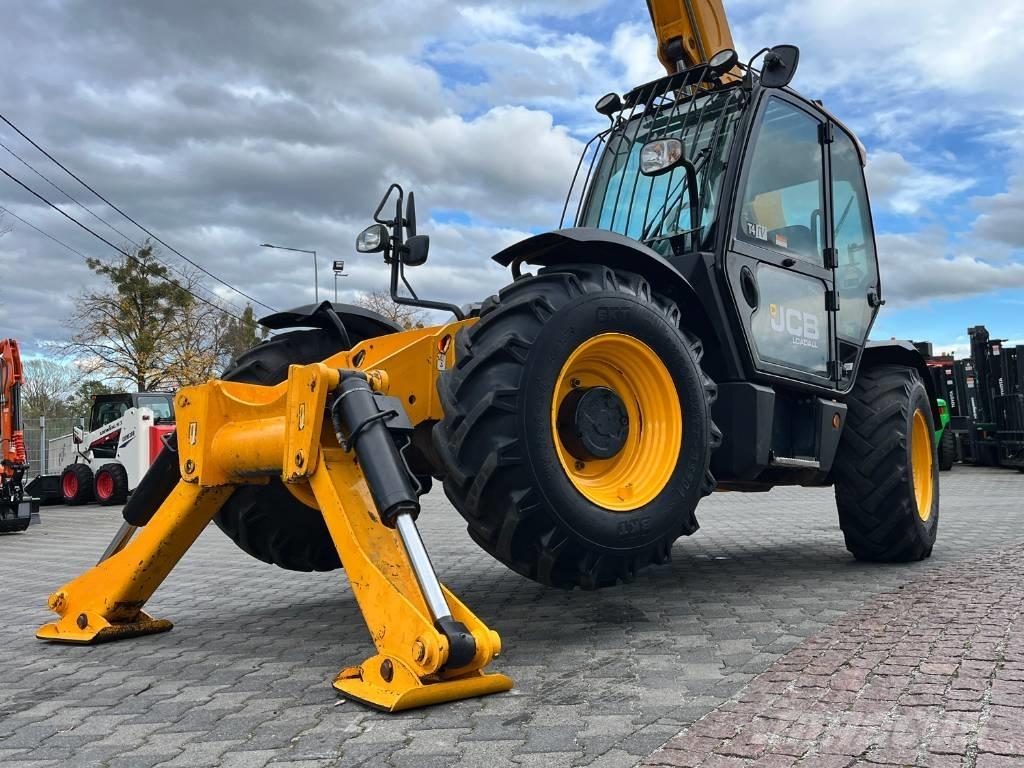 JCB 533-105 Телескопічні навантажувачі