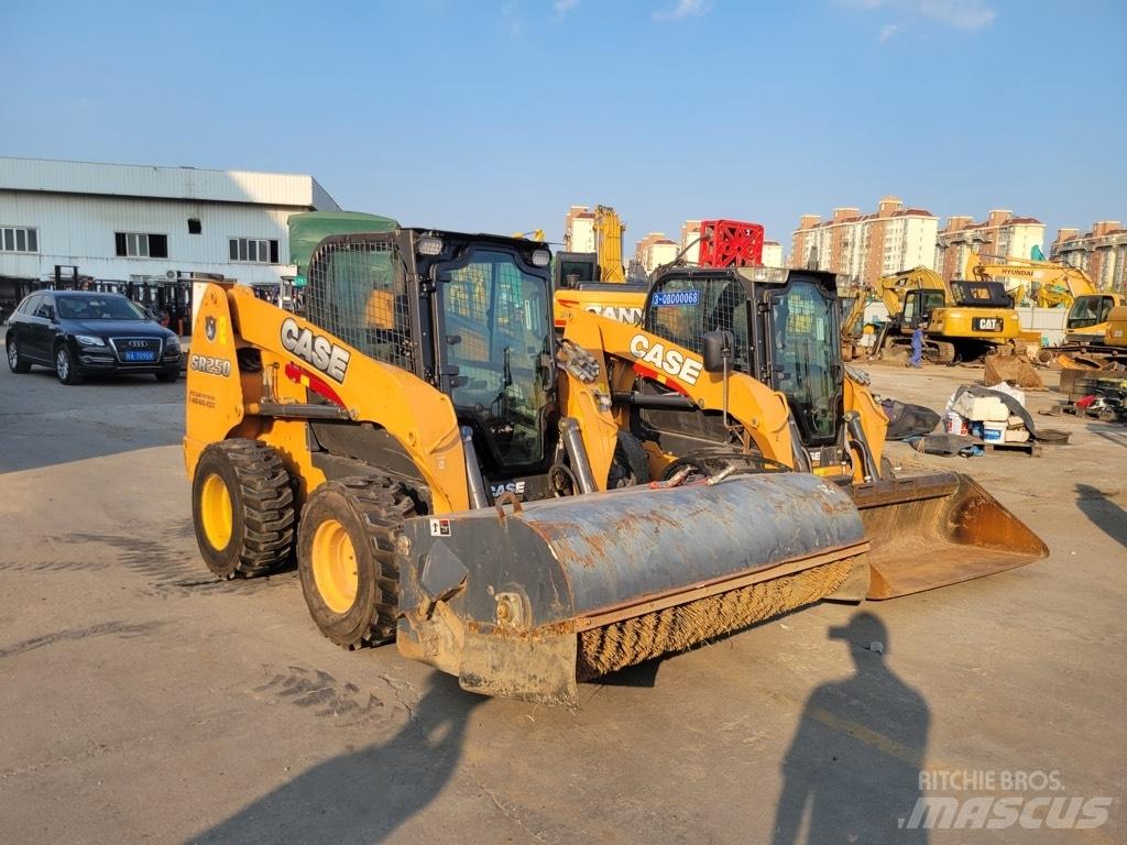 CASE SR 250 Міні-навантажувачі