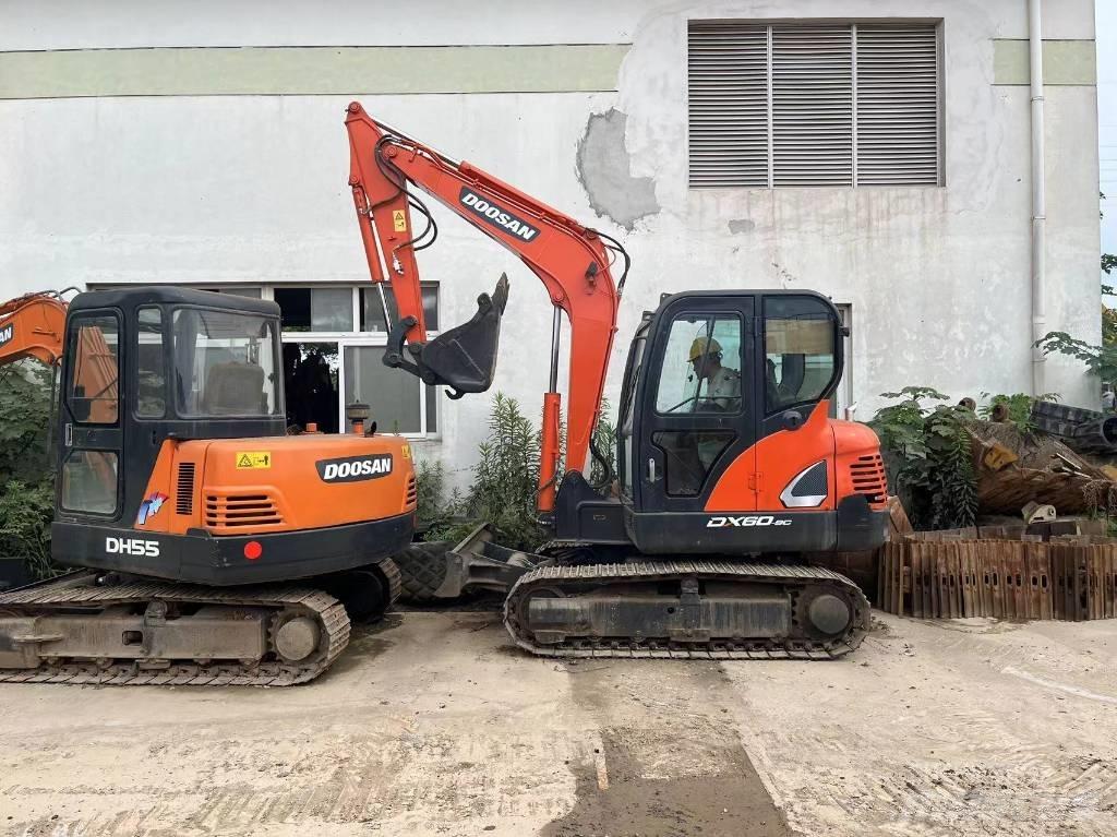 Doosan DX 60 Гусеничні екскаватори