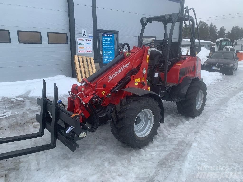 Schäffer 3650T Телескопічний навантажувач