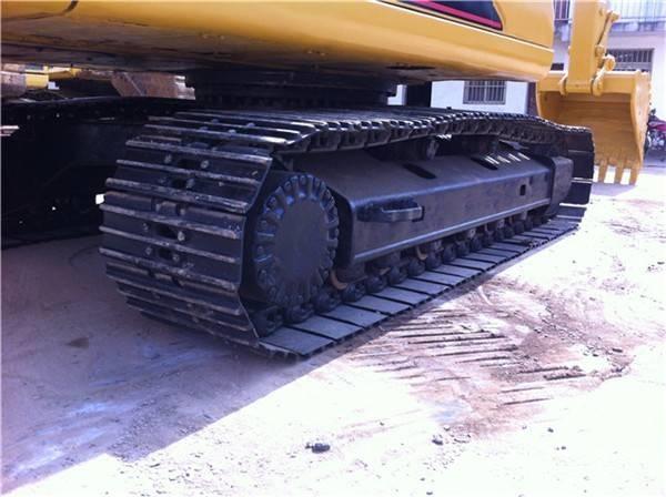CAT 320 C L Гусеничні екскаватори