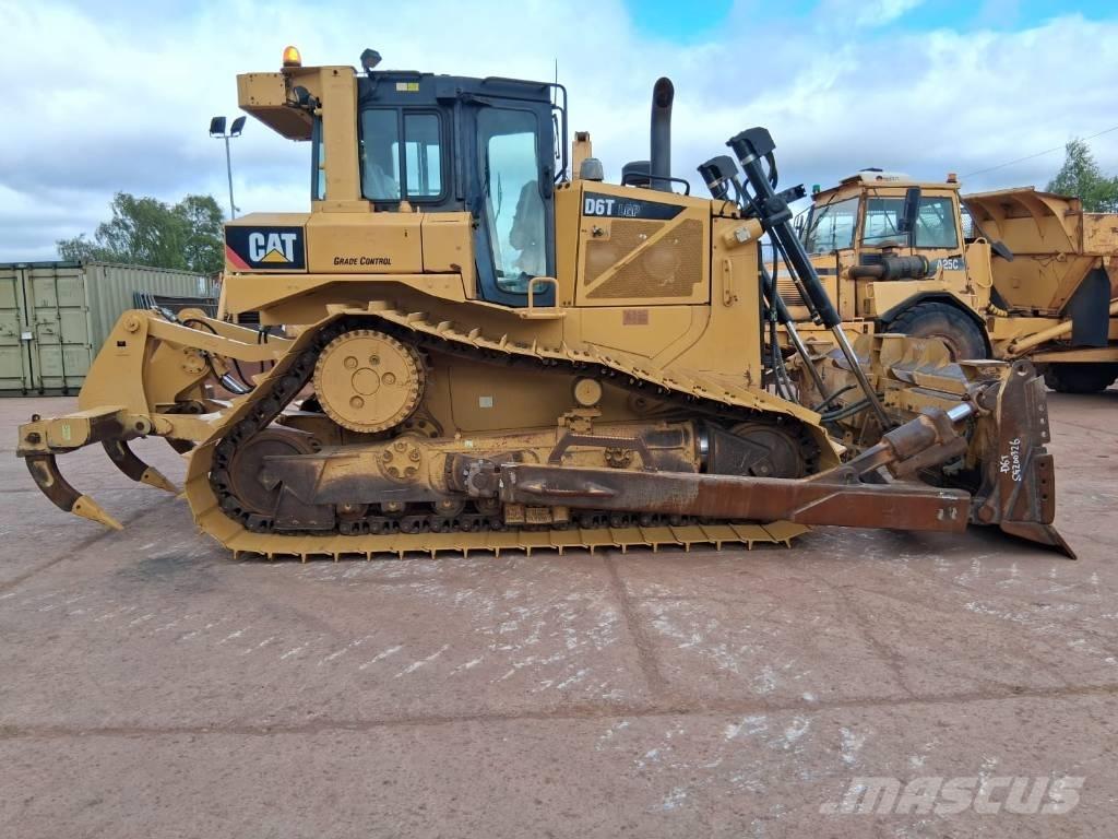 CAT D 6 T LGP Гусеничні бульдозери