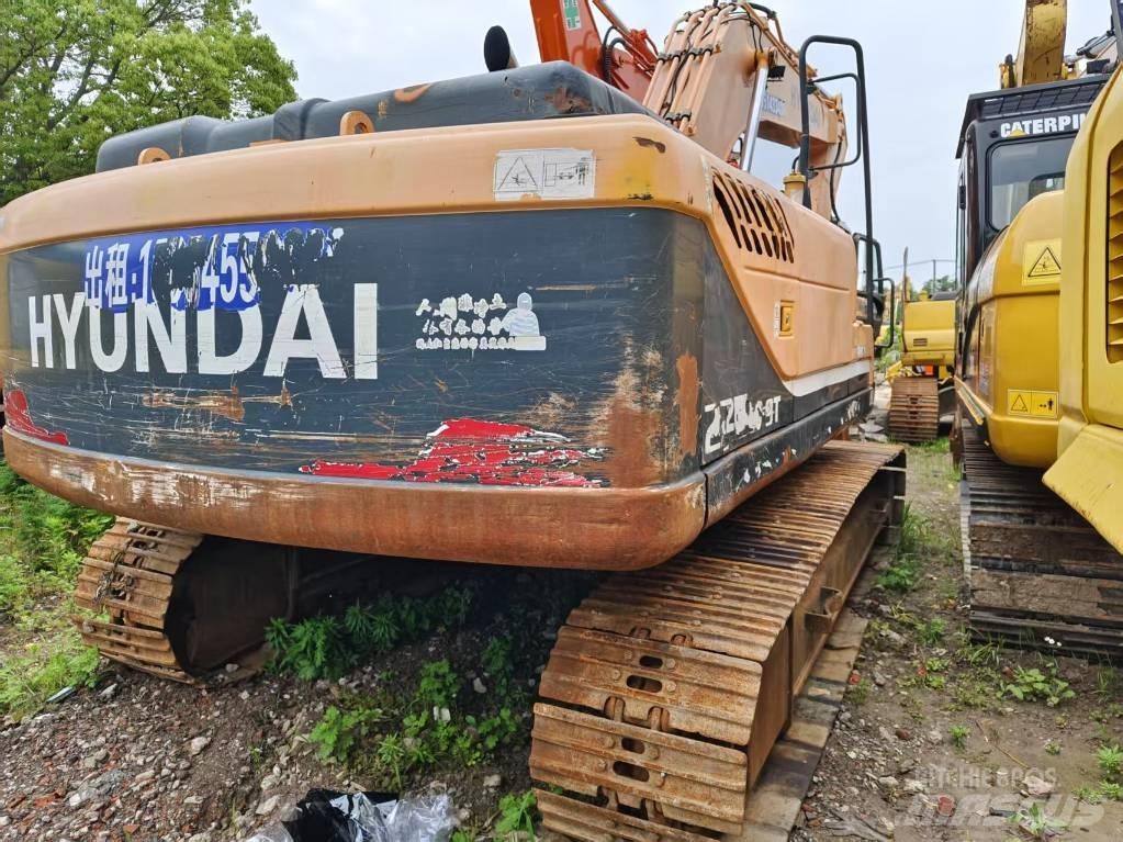 Hyundai R 225LC-9T Гусеничні екскаватори