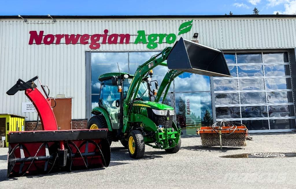 John Deere 3046R Трактори